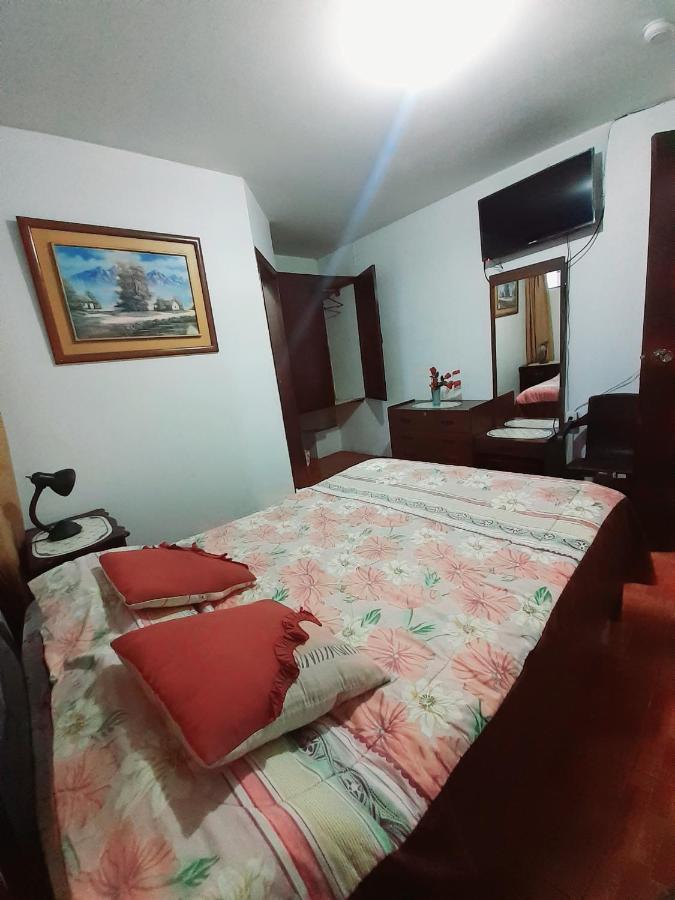 Hotel Central Латакунга Екстериор снимка