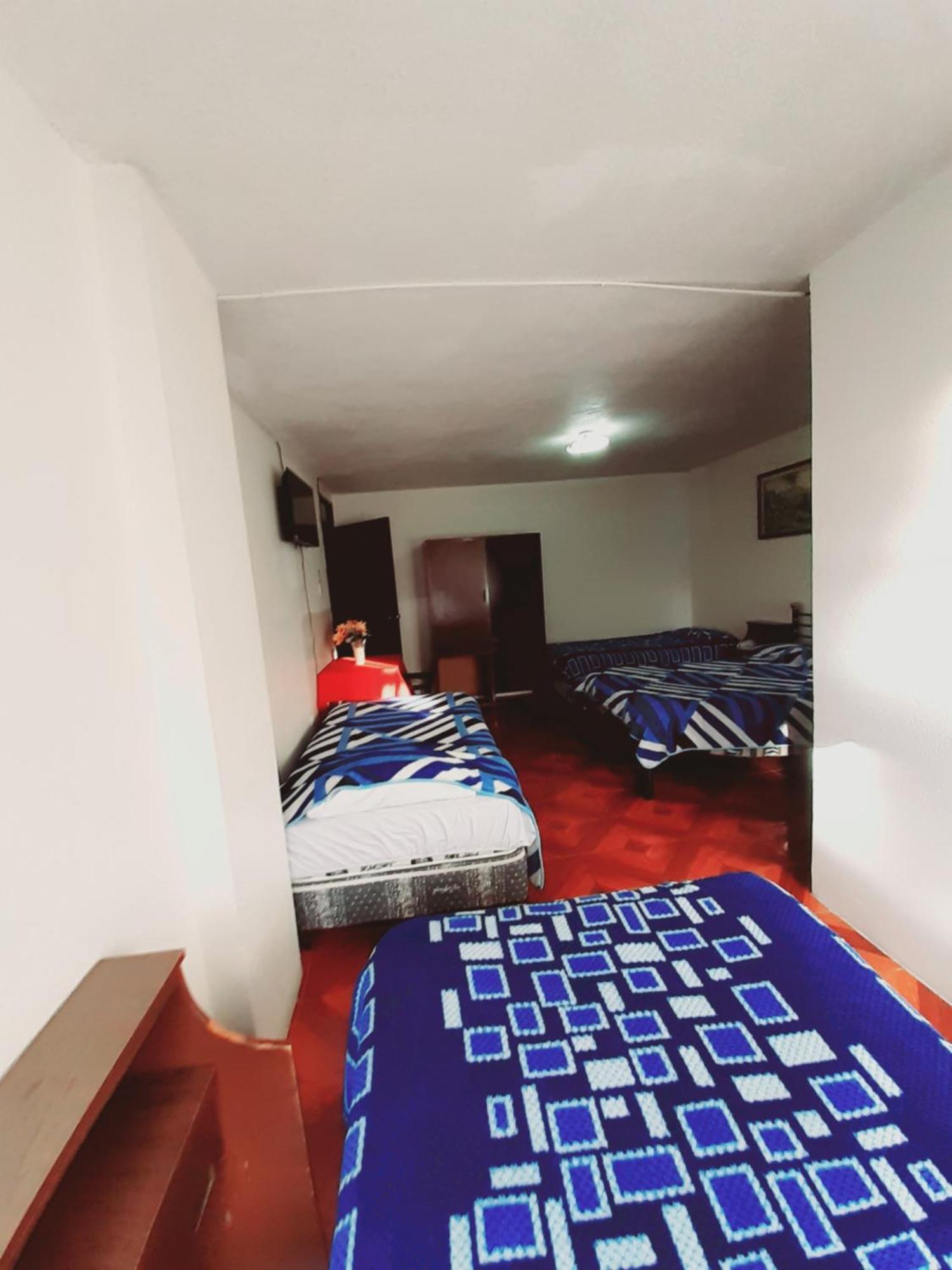 Hotel Central Латакунга Стая снимка